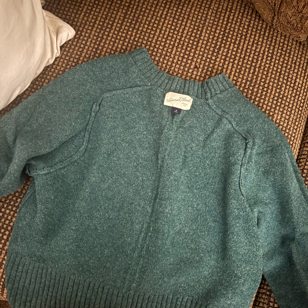 Universal Thread Women's Fuzzy Warm Green Crop Sweater